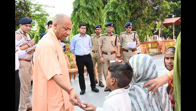 CM assures prompt redressal of public grievances