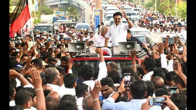 Stalin returns to Kolathur to say thank you and goodbye