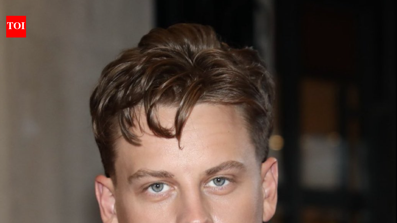 “That is a HORRIBLE outfit”: Fans roast Joe Burrow’s Met Gala 2026 look after QB plays it safe on fashion’s biggest night