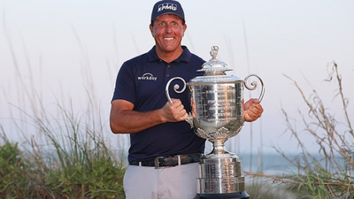 Phil Mickelson withdraws from PGA Championship just hours after confirmation citing ongoing family health situation