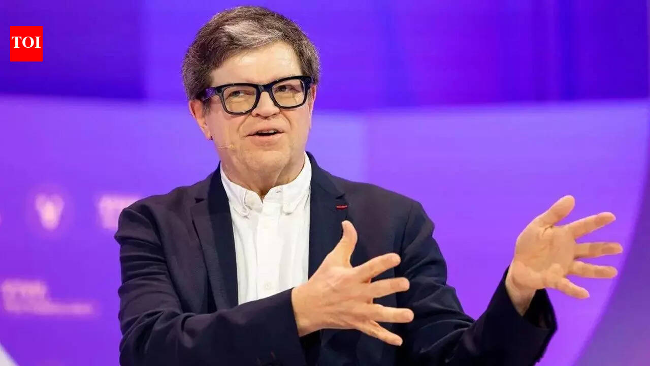 Don't listen to CEOs: Meta's most-famous ex-employee AI Yann to students