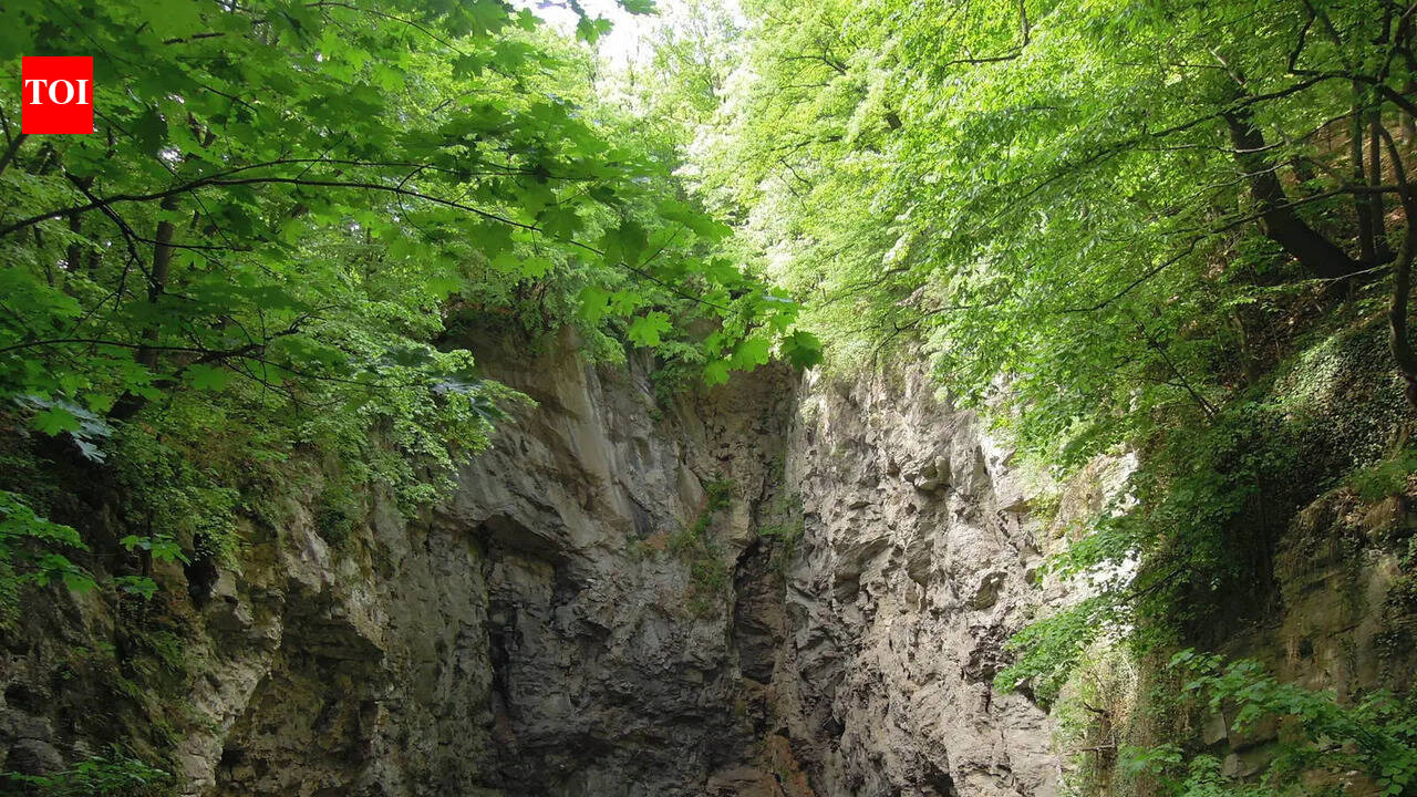 Hranice Abyss: Why no one has found the bottom