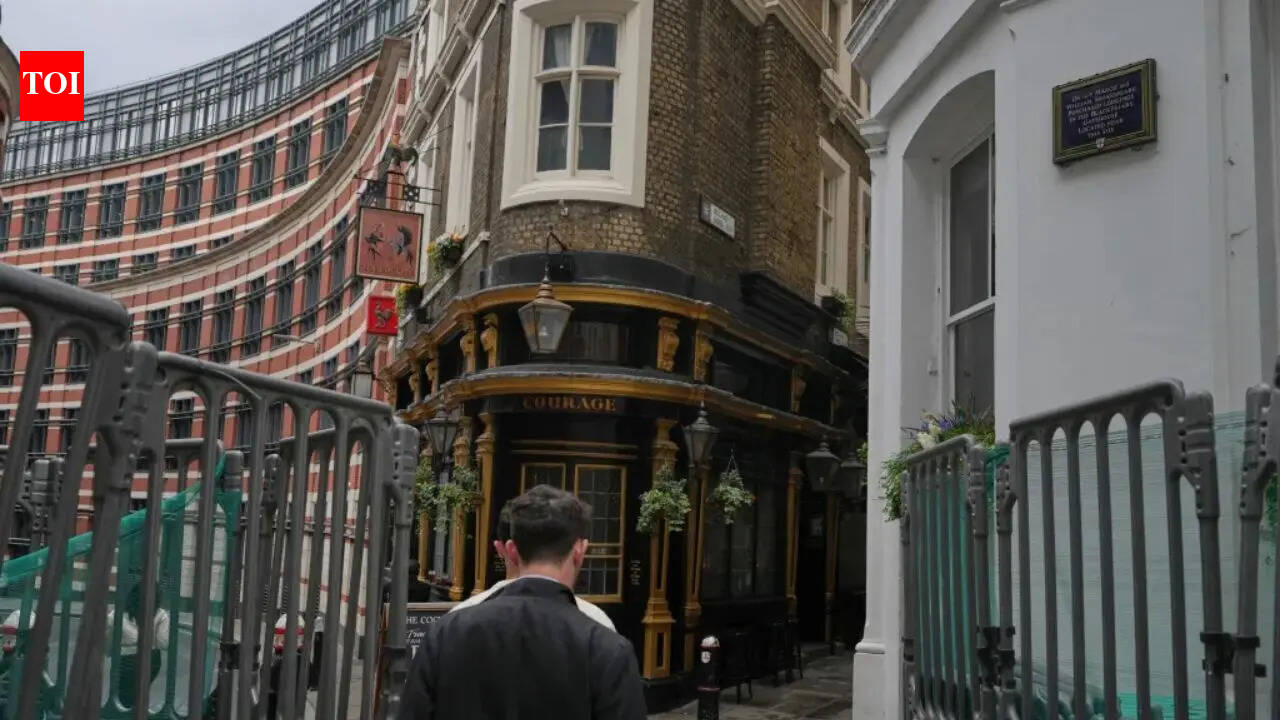 Shakespeare’s lost London home finally discovered after 400 years: A hidden life in Blackfriars, few historians ever understood