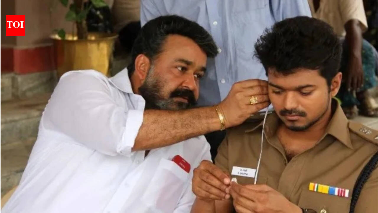 Mohanlal and Vijay BTS pictures form the sets of ‘Jilla’ resurfaces after election win