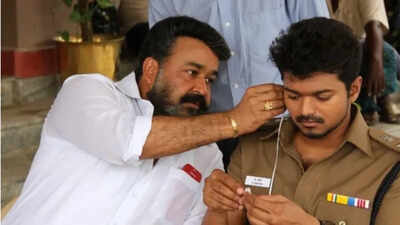 Mohanlal and Vijay BTS pictures form the sets of 'Jilla' resurfaces after election win