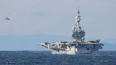 French Aircraft Carrier Charles de Gaulle Rushed Towards Hormuz Amid Tensions