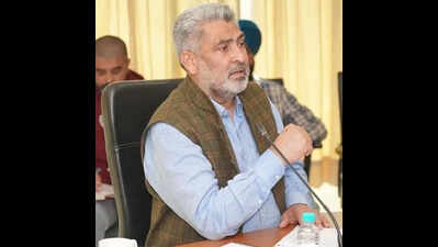 Minister blames Centre for ‘glut-like’ situation in mandis