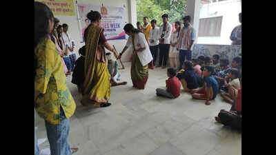 Heatwave awareness drive held to mark Nurses Week