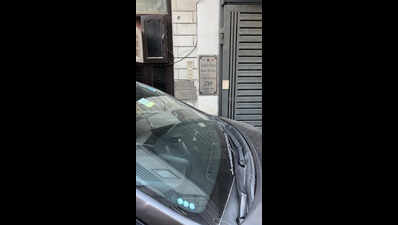 Bank staffer shot at outside Gurgaon home, gunpowder burns eye