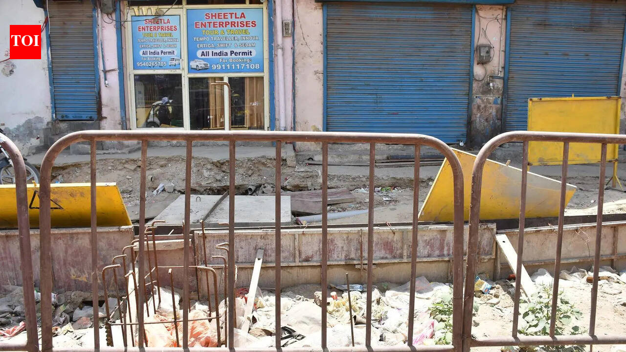 Over a year on, footbridges on Sohna Road yet to rise beyond foundations