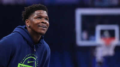 Timberwolves' Anthony Edwards returns in Game 2 against Spurs