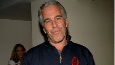 Epstein's 'Suicide Note' Handwriting Sends Online Sleuths Down Rabbit Hole 