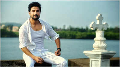 'I blame myself': Rajeev Khandelwal regrets not realising his mother's cancer symptoms on time