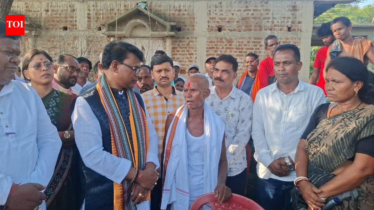 Odisha man who exhumed sister’s skeleton to claim bank deposits undergoes purification, rejoins community