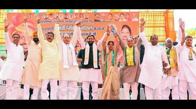 Saini campaigns for BJP candidate in Uklana
