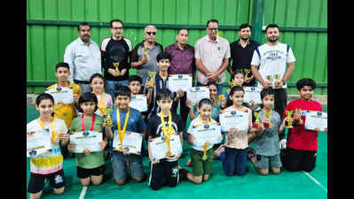 Tank sisters Geetakshi and Shagun emerge champions at Jaipur Sports Academy badminton tournament