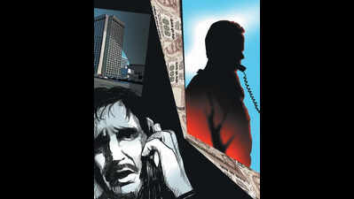 Trader blackmailed for 5L with fiancee’s private photos