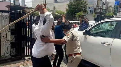 BJP workers vandalise BRS MLA’s office over remarks against Bandi