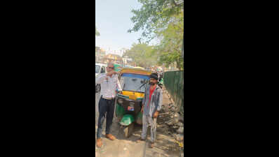Auto with 18 challans worth Rs 63,500 impounded in Gurgaon