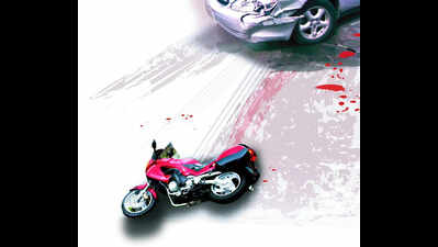 Man on way back from work dies after truck hits bike