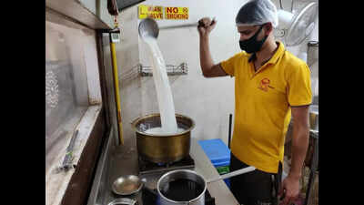 West Bengal poll, wedding season trigger workers’ crunch in Pune restaurants, industries