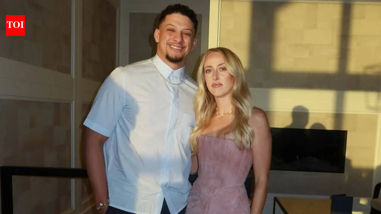 Patrick Mahomes gets emotional as Brittany Mahomes receives life-changing honor for women’s sports impact
