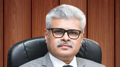 Ex-Chief Justice TS Sivagnanam resigns from SIR tribunal, says it will take four years to clear Kolkata appeals