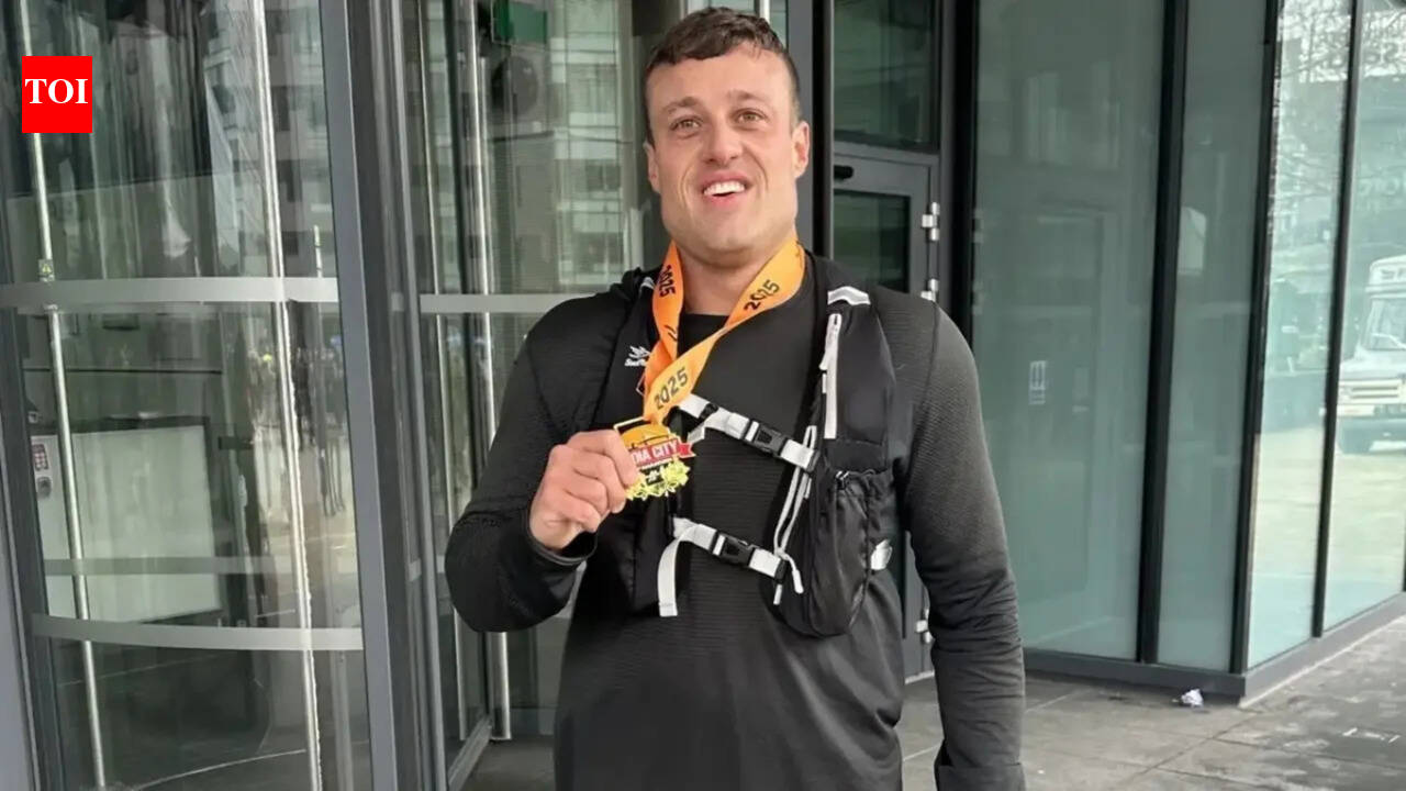 Ryan Mickleburgh reveals symptoms he ignored before suffering heart attacks at 32: ‘I thought it was just gym pain’