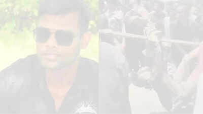 Railway cop tied to pole, lynched by mob in police presence for rape bid