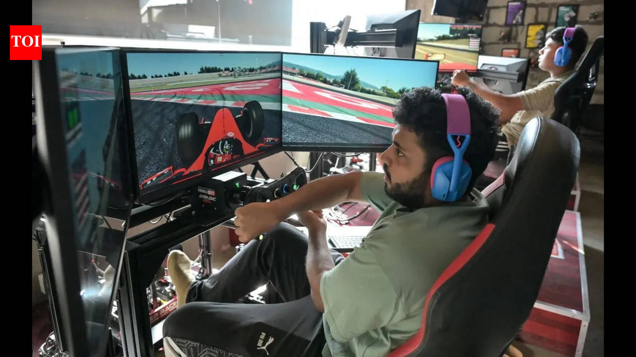 Gaming cafes are where the city’s locking horns