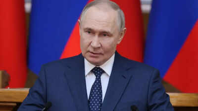 Russia and Ukraine exchange fire despite World War II Victory Day truce