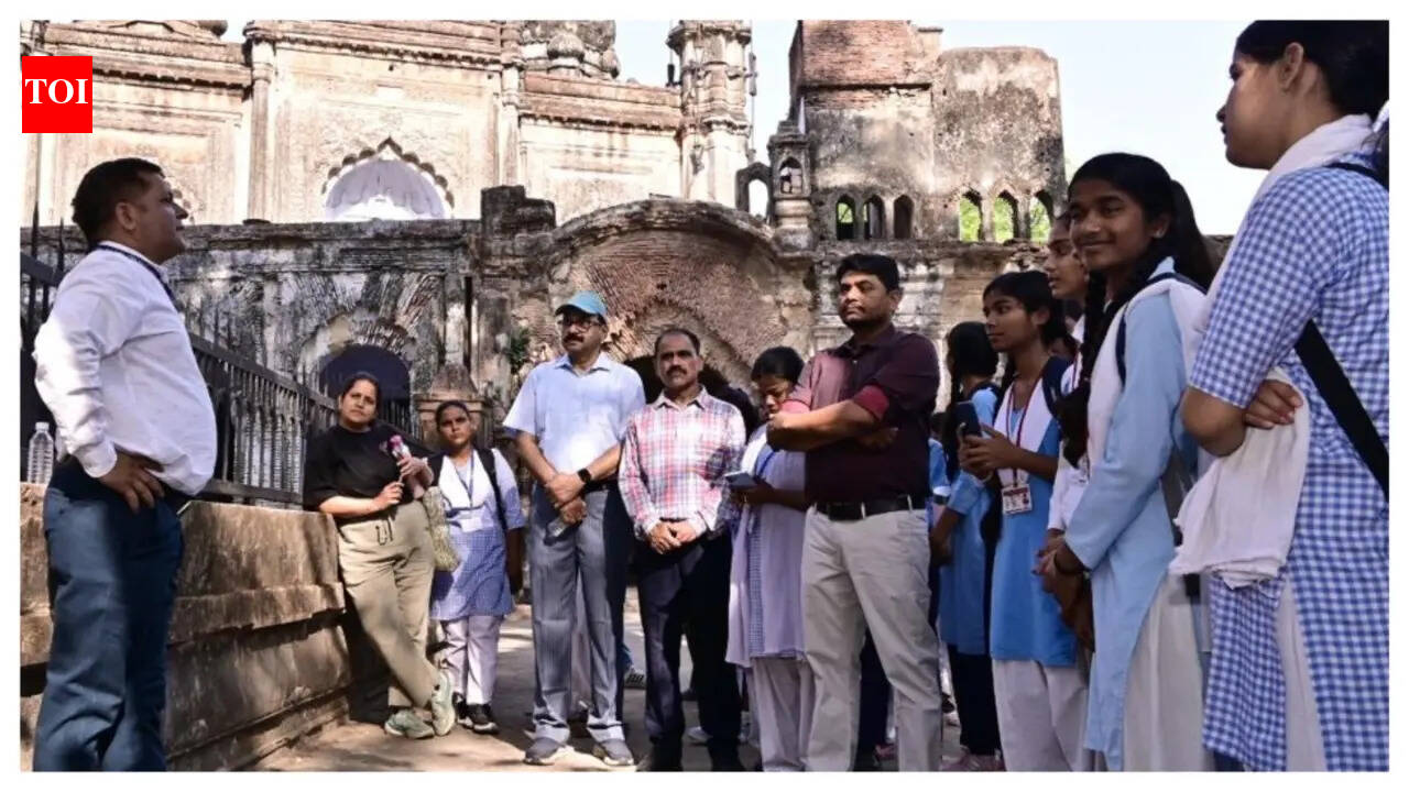 Heritage walks and symposium highlight Awadh’s culture
