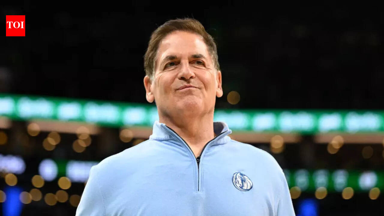 American billionaire Mark Cuban to students: Taking loans to pay for college is the dumbest thing you can do; instead go for ...