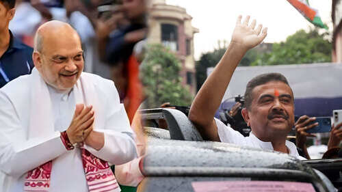 Amit Shah Arrives In Kolkata To Lead BJP Meeting On Bengal Chief Minister