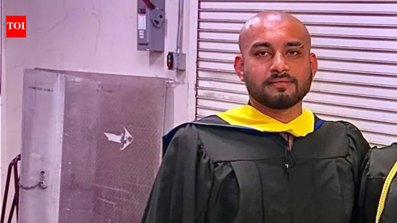 ग्रेजुएशन वॉक का जश्न मनाने के एक दिन बाद अमेरिका में 26 वर्षीय भारतीय छात्र की दिल का दौरा पड़ने से मौत हो गई