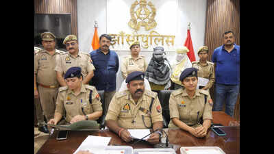 2 women held in IPL betting racket; ₹1.7cr of bullion & cash recovered