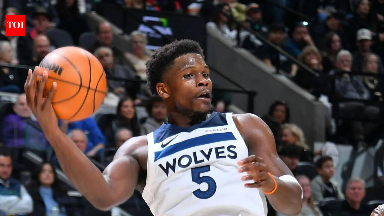 Anthony Edwards injury update: Is Timberwolves star playing Game 3 tonight against Spurs?