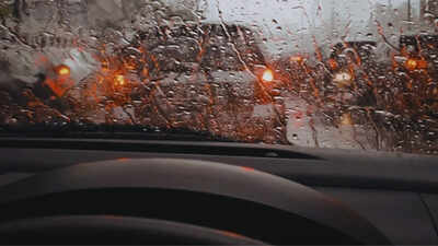 Travel warning across these Indian states as IMD forecasts storms, hail and heat wave conditions