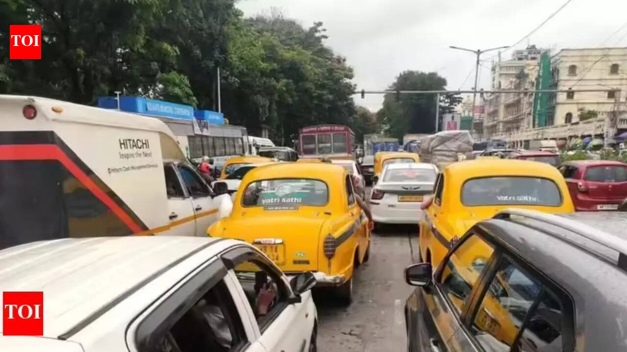 Traffic restrictions in Kolkata ahead of BJP govt swearing-in ceremony; check routes to avoid