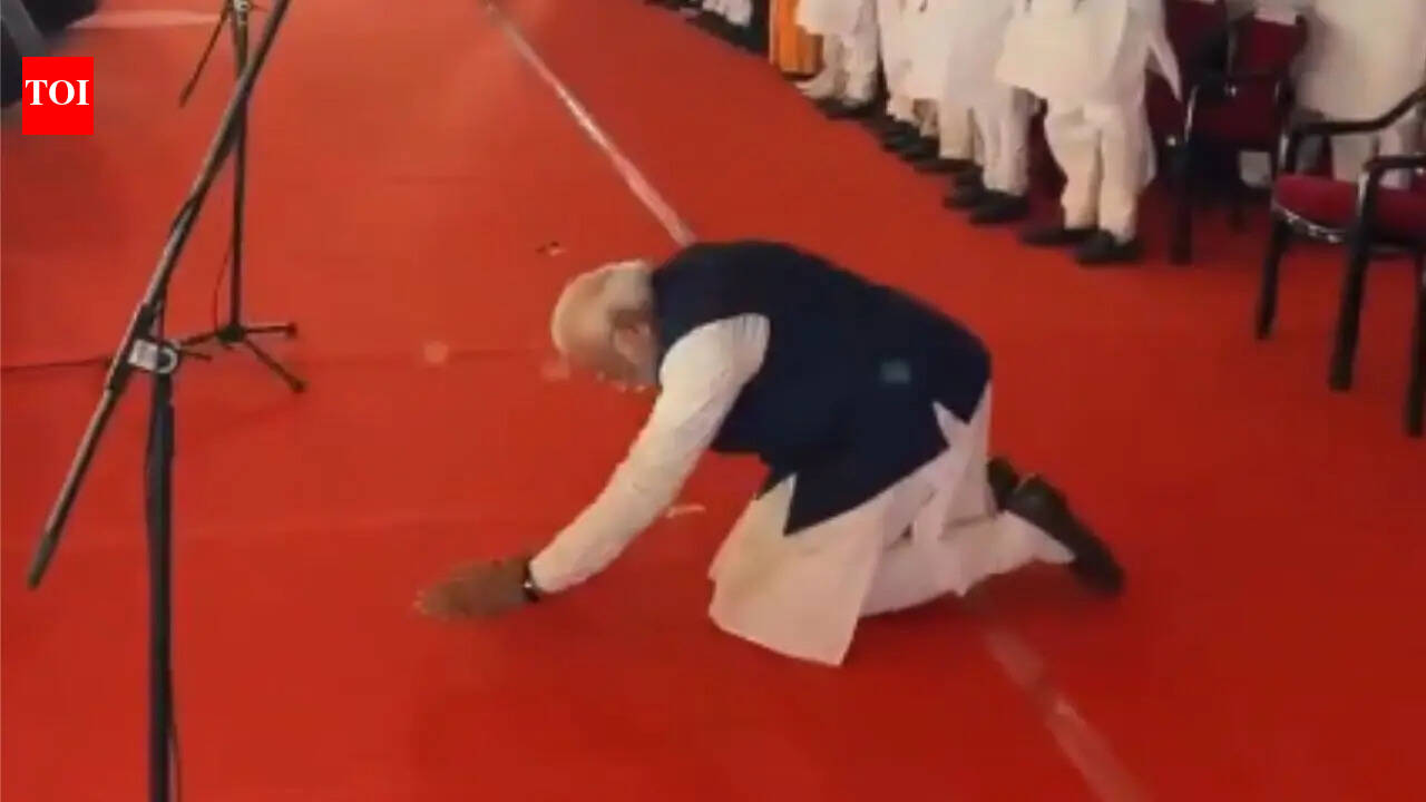 Watch: PM Modi bows down with folded hands before Kolkata crowd as BJP forms first govt in West Bengal