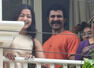 Vijay Deverakonda meets fans outside his home with wife Rashmika