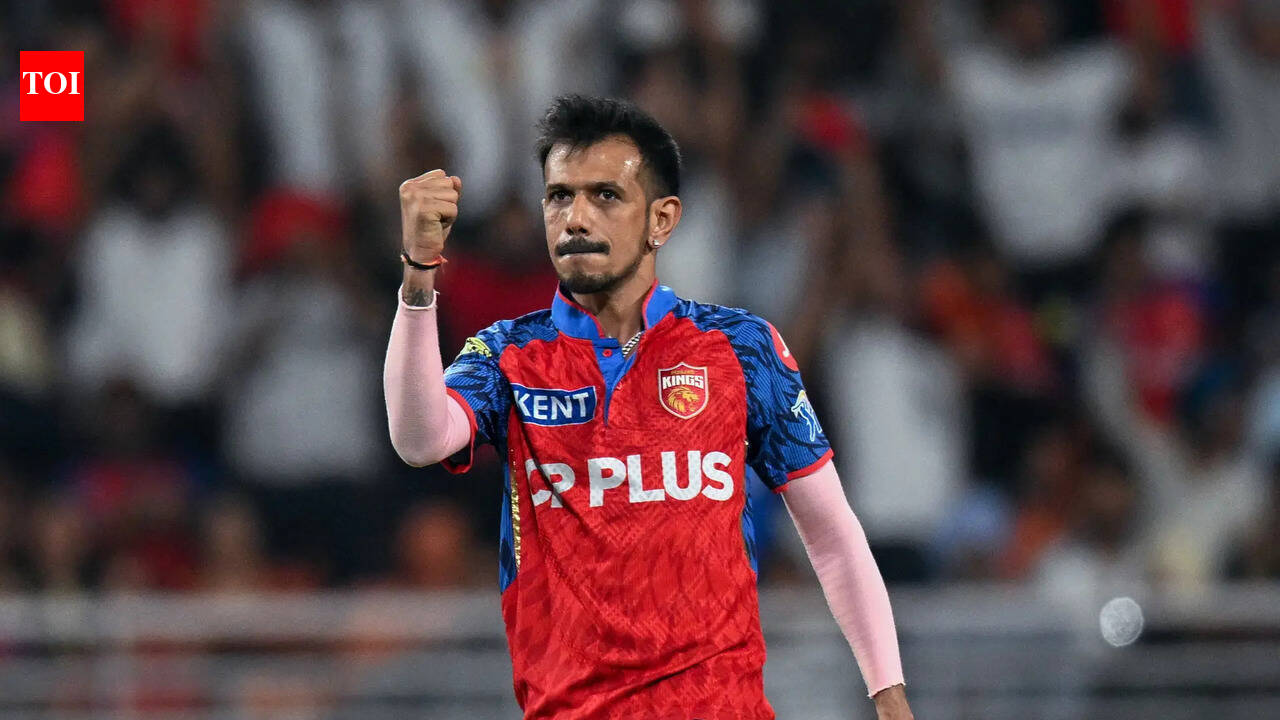 ‘Should be behind bars’- Ex-India cricketer erupts over Chahal’s viral vape video