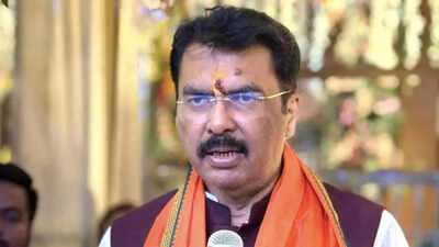 NDA hits back at opposition over dynasty politics charge