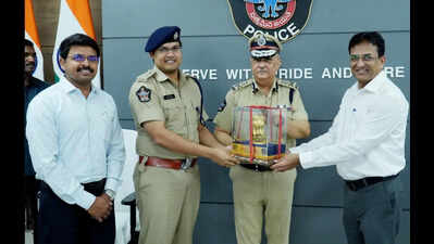 Palnadu tops AP; NTR, Eluru follow in mobile recovery