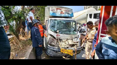 22-year-old tempo driver collides with 6 vehicles on Mumbai–Nashik Highway, injured