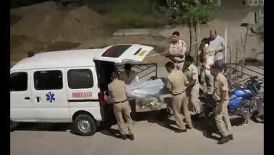 Man bludgeoned to death, body dumped in bushes