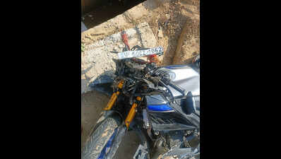 Tanker on wrong side hits bike head-on, kills youth in Gurgaon