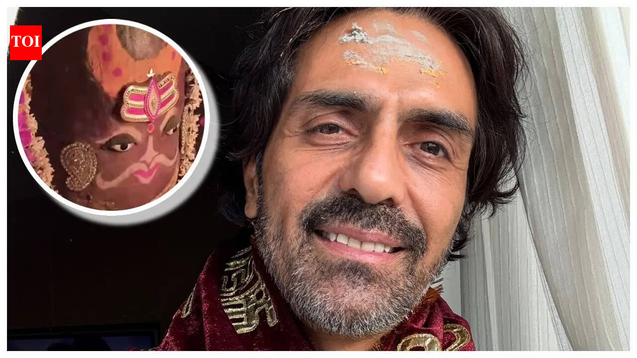Amid ‘Dhurandhar 2’ success, Arjun Rampal visits Mahakaleshwar Temple; seeks blessings during Bhasam Aarti in Ujjain