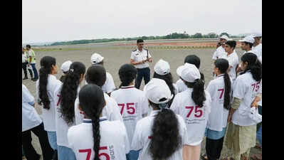Mangaluru airport hosts II PUC toppers for behind-the-scenes aviation visit