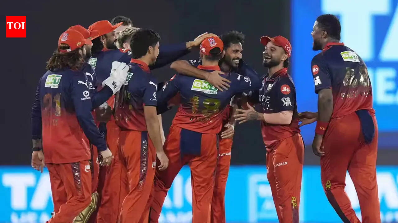 IPL Live: Bhuvneshwar takes fourth wicket, castles Tilak Varma for 57 runs